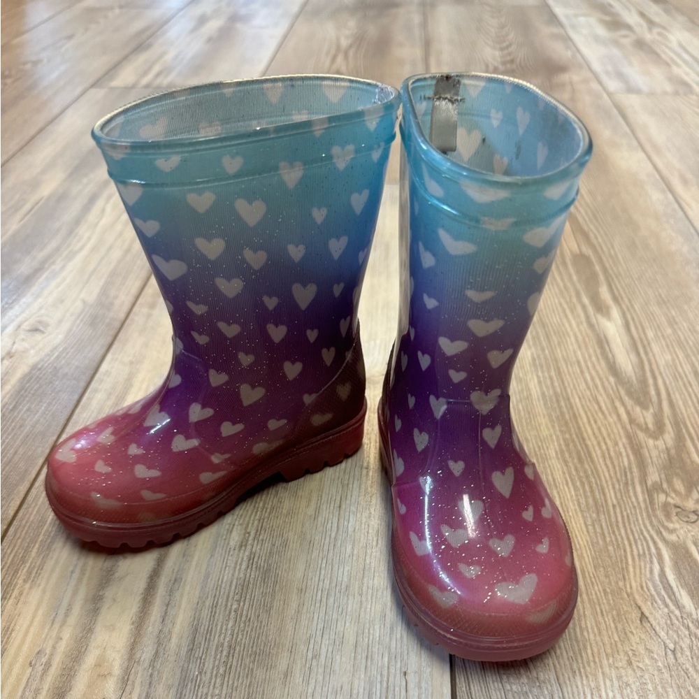 3/ $20. Toddler light up rain boots size 5